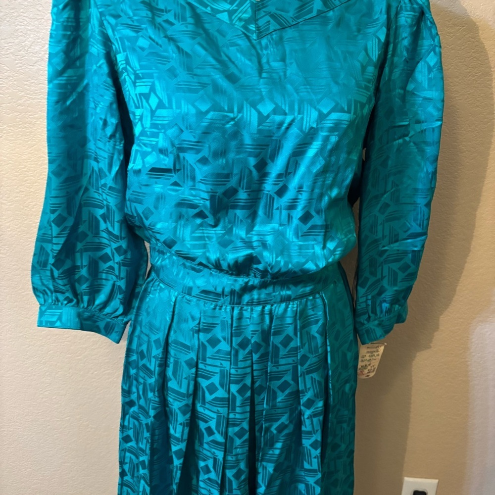 Vintage Maggy London Dress Sz 12 100% Silk Jeannene Booher Jade Green Sheen Geo - Picture 3 of 15